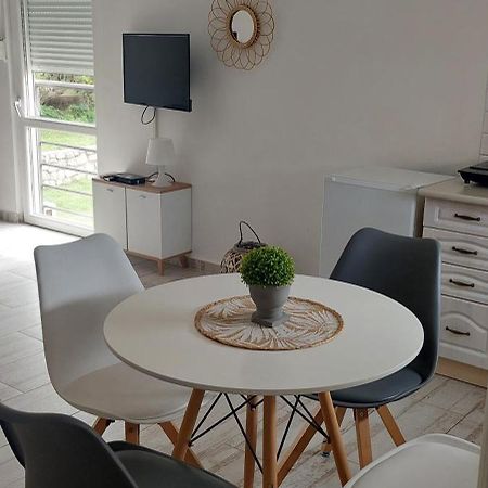 Apartmani.Сутоморе Экстерьер фото
