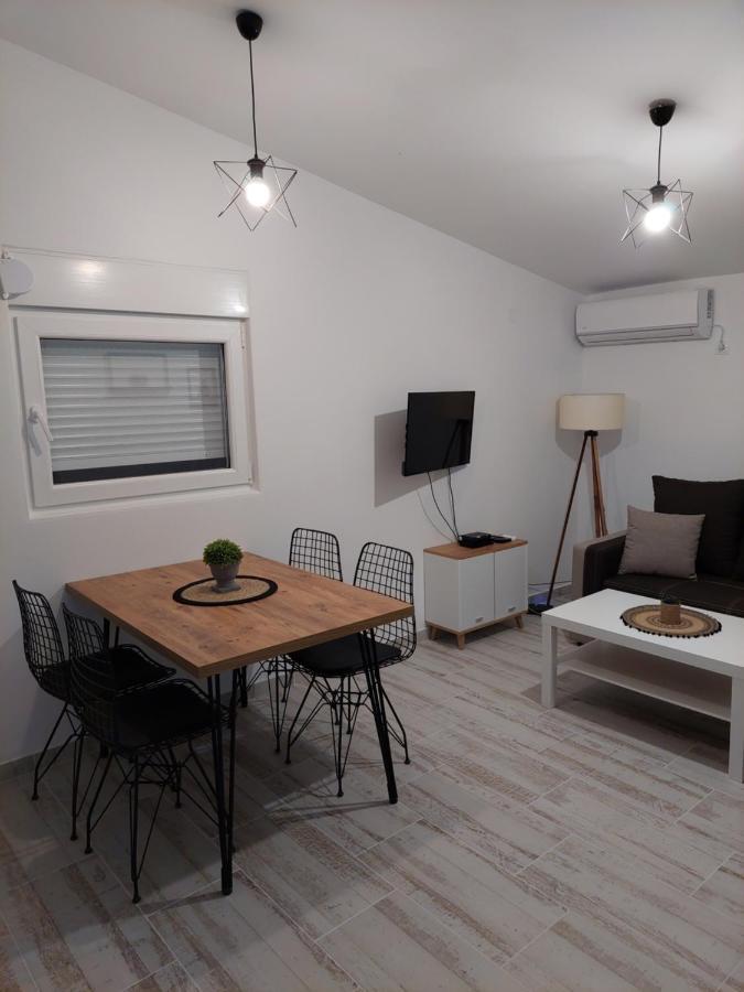 Apartmani.Сутоморе Экстерьер фото